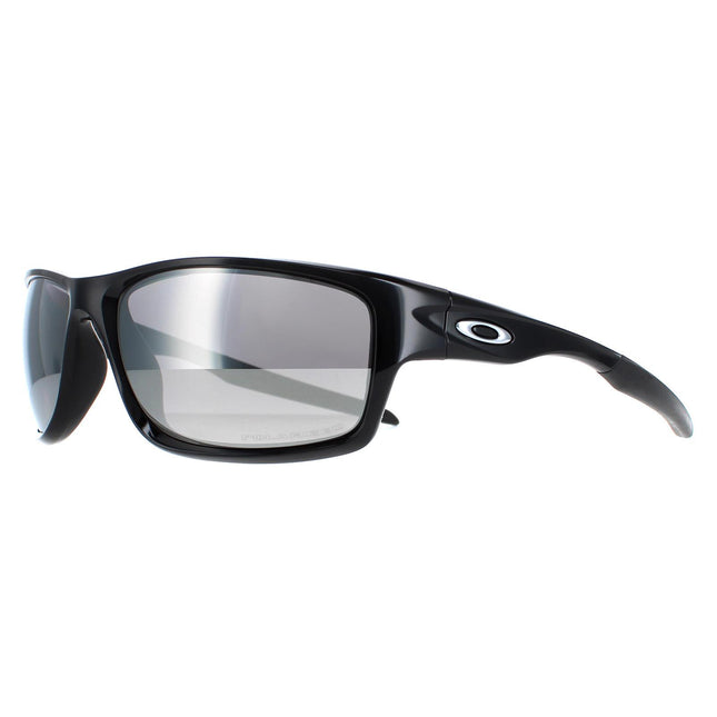 Oakley Canteen OO9225 08 Sunglasses
